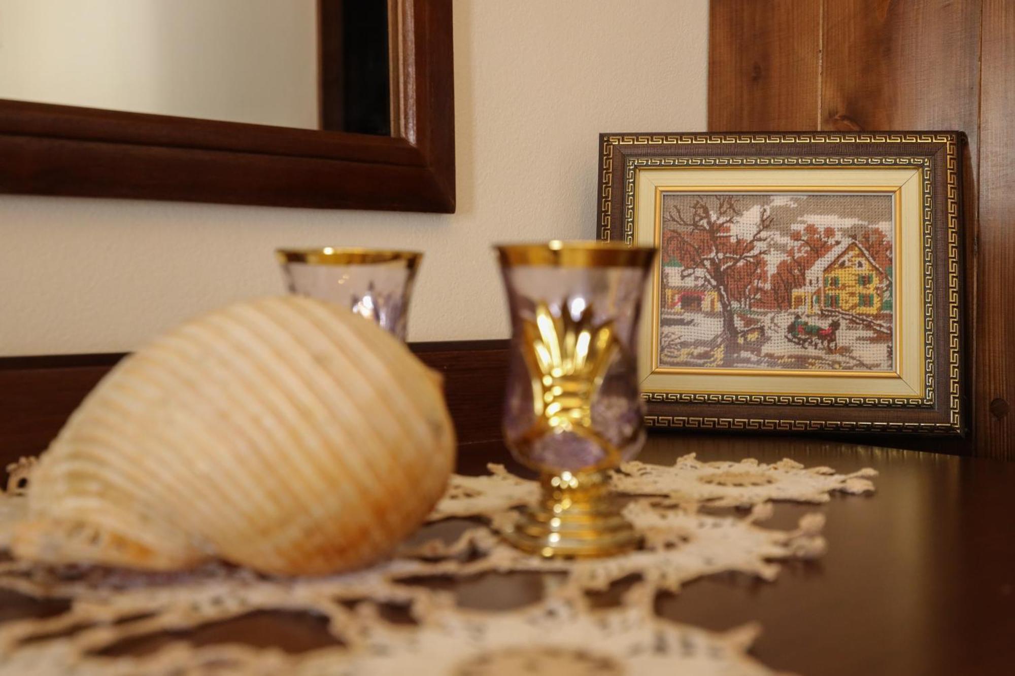The House Of Dollma , Inside Kruja Castle Hotell Eksteriør bilde