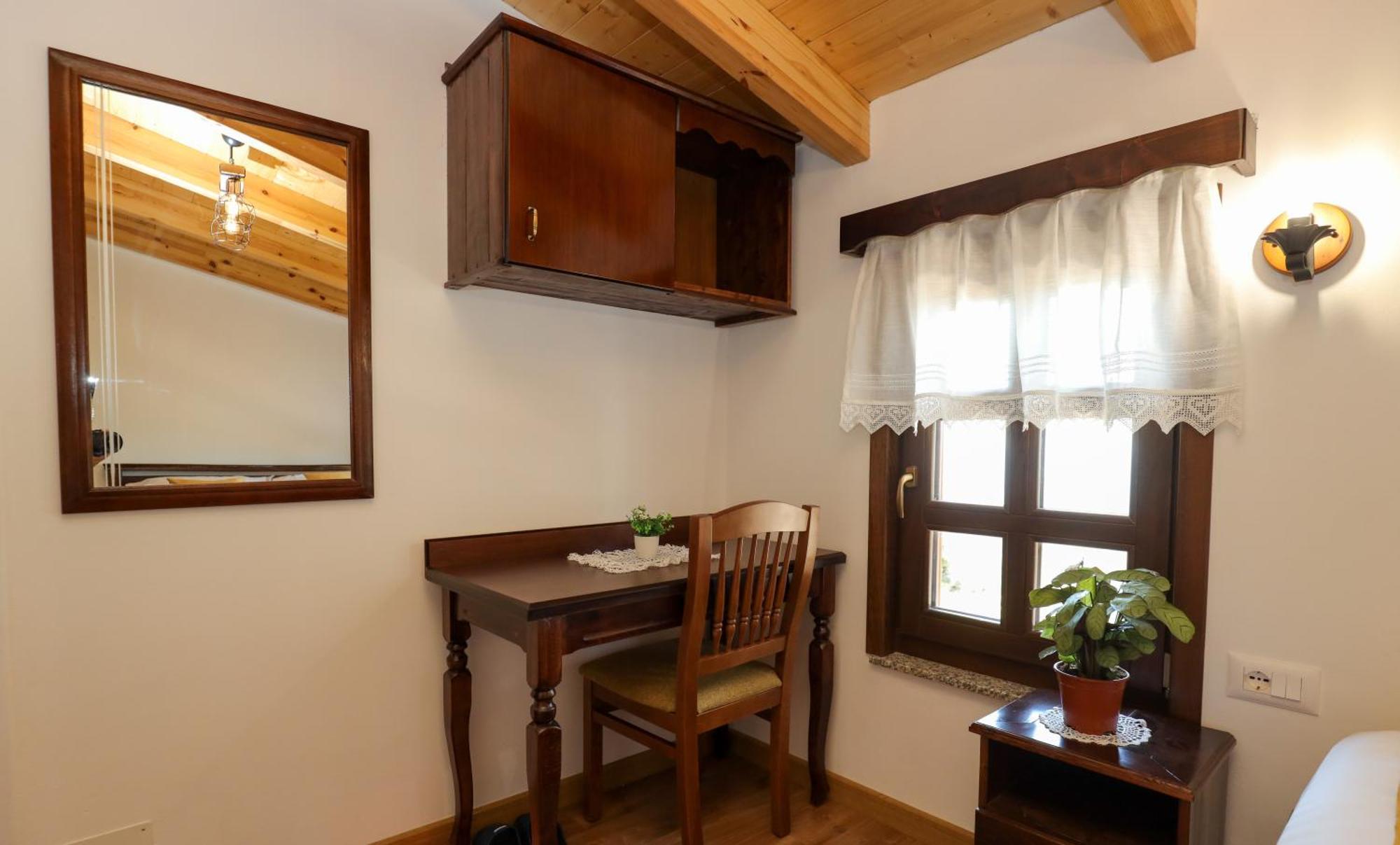 The House Of Dollma , Inside Kruja Castle Hotell Rom bilde